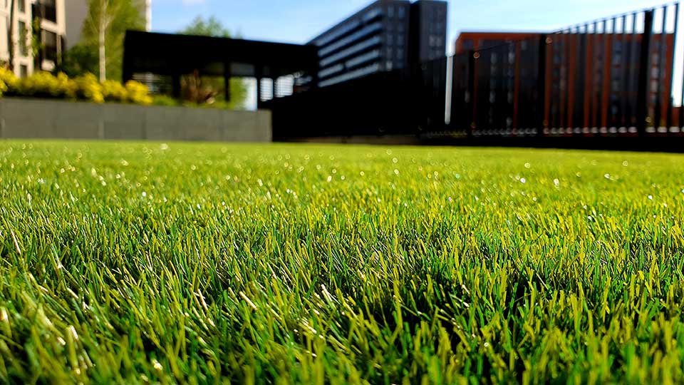 Waarom kiezen voor kunstgras in de tuin?